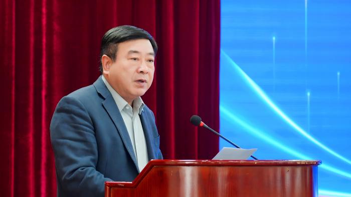 陈广学(1).jpg 陈广学(1).jpg